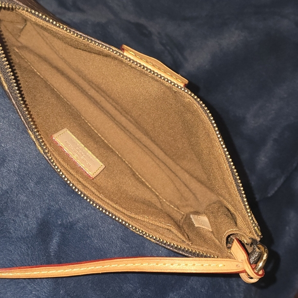 Authentic Louis Vuitton Monogram Pochette Accessoires.Made in France SA3185 - Picture 3 of 11